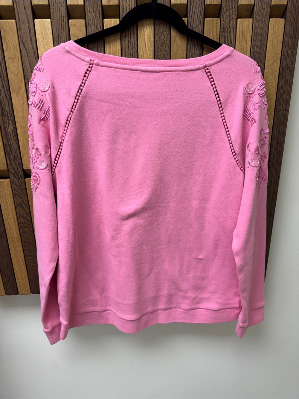 Crown & Ivy Pink Sweatshirt with Bead and Sequin Detailing, size M - Picture 5 of 6